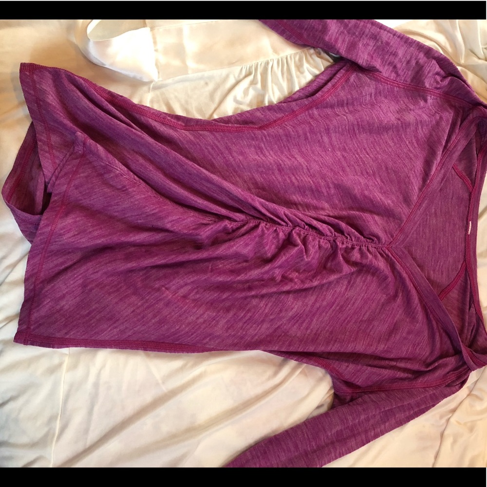 long sleeve lulu lemon work out top